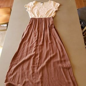 Maxi dress